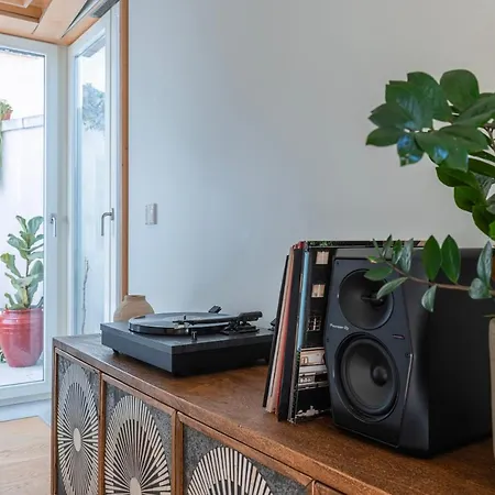 Stunning 1bdr In By Lovelystay Lisboa